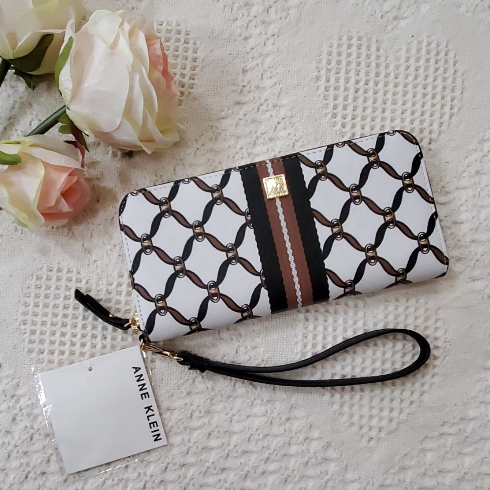 ANNE KLEIN Wristlet wallet